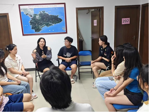 <strong>青年镜头绘滨海风貌 广东财经大学实践团摄制南澳南隆文旅宣传片</strong>